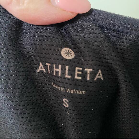 Athleta Gel Mesh Super Charge Sports Bra Tank - Picture 7 of 7